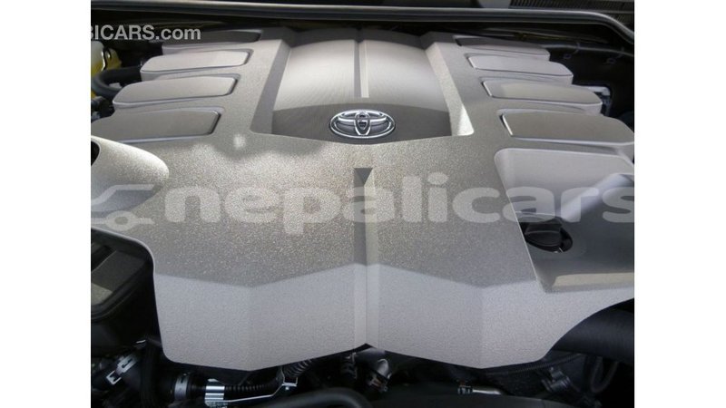 Big with watermark toyota land cruiser bagmati import dubai 2770
