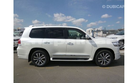 Buy Import Toyota Land Cruiser White Car in Import - Dubai in Bagmati Buy Import Toyota Land Cruiser White Car in Import - Dubai in Bagmati