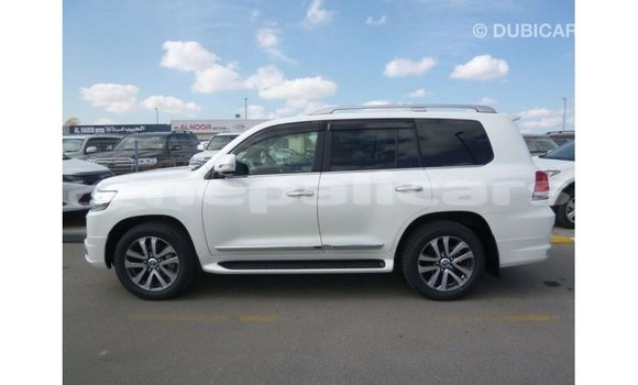 Buy Import Toyota Land Cruiser White Car in Import - Dubai in Bagmati Buy Import Toyota Land Cruiser White Car in Import - Dubai in Bagmati