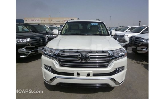 Buy Import Toyota Land Cruiser White Car in Import - Dubai in Bagmati Buy Import Toyota Land Cruiser White Car in Import - Dubai in Bagmati