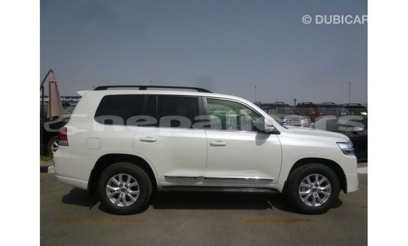 Buy Import Toyota Land Cruiser White Car in Import - Dubai in Bagmati Buy Import Toyota Land Cruiser White Car in Import - Dubai in Bagmati