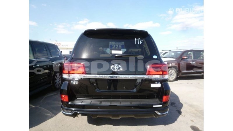 Big with watermark toyota land cruiser bagmati import dubai 2787