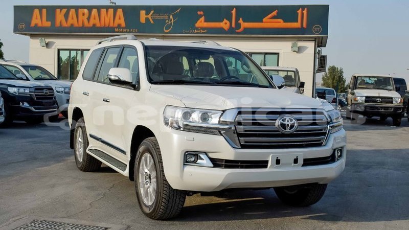 Big with watermark toyota land cruiser bagmati import dubai 2793