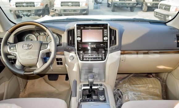 Buy Import Toyota Land Cruiser White Car in Import - Dubai in Bagmati Buy Import Toyota Land Cruiser White Car in Import - Dubai in Bagmati