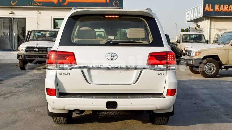 Big with watermark toyota land cruiser bagmati import dubai 2793