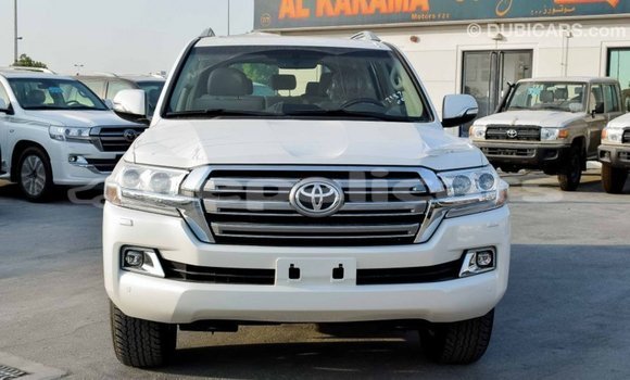 Buy Import Toyota Land Cruiser White Car in Import - Dubai in Bagmati Buy Import Toyota Land Cruiser White Car in Import - Dubai in Bagmati