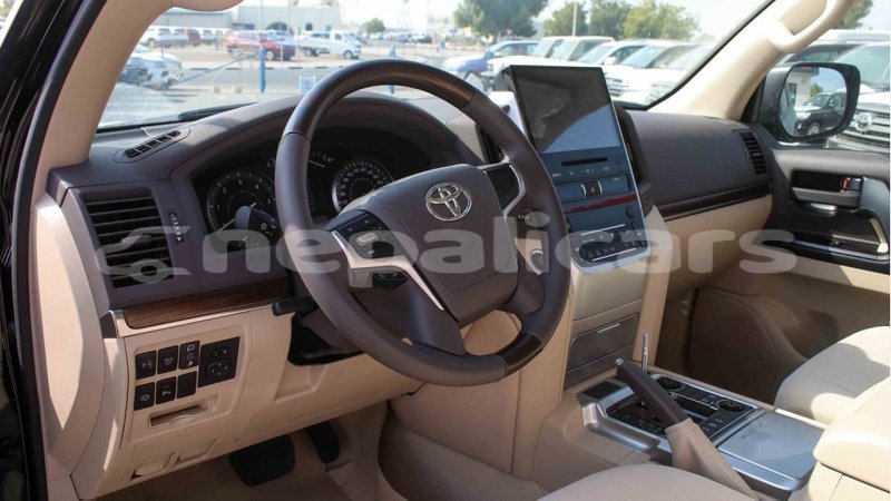 Big with watermark toyota land cruiser bagmati import dubai 2802