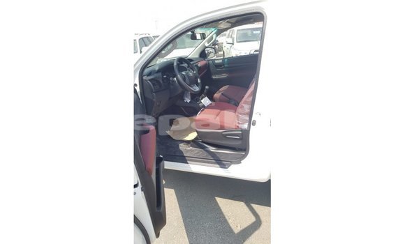 Buy Import Toyota Hilux White Car in Import - Dubai in Bagmati Buy Import Toyota Hilux White Car in Import - Dubai in Bagmati