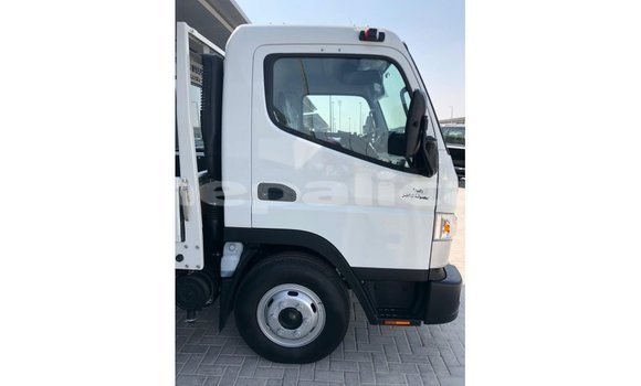 Buy Import Mitsubishi Carisma White Car in Import - Dubai in Bagmati Buy Import Mitsubishi Carisma White Car in Import - Dubai in Bagmati