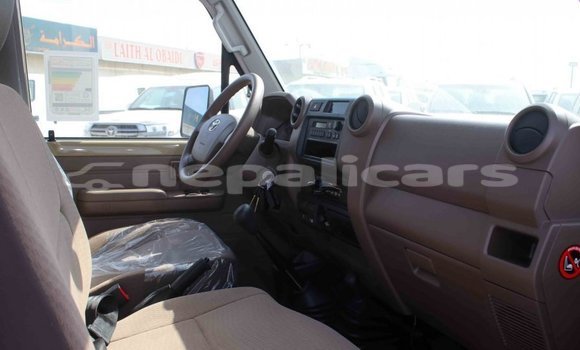 Buy Import Toyota Land Cruiser Beige Car in Import - Dubai in Bagmati Buy Import Toyota Land Cruiser Beige Car in Import - Dubai in Bagmati
