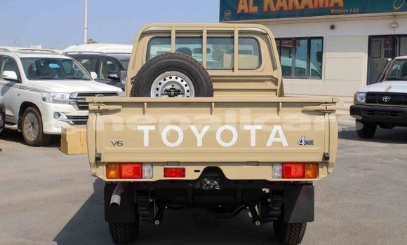Buy Import Toyota Land Cruiser Beige Car in Import - Dubai in Bagmati Buy Import Toyota Land Cruiser Beige Car in Import - Dubai in Bagmati