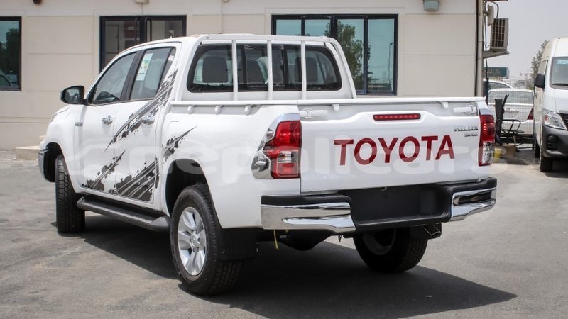 Big with watermark toyota hilux bagmati import dubai 2823