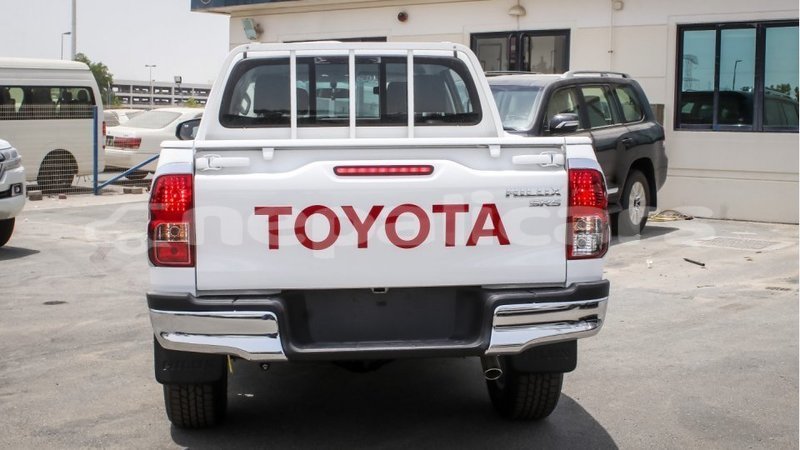 Big with watermark toyota hilux bagmati import dubai 2823