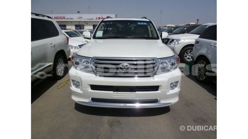 Big with watermark toyota land cruiser bagmati import dubai 2829