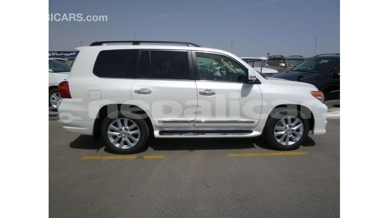 Big with watermark toyota land cruiser bagmati import dubai 2829