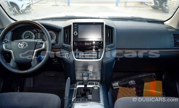 Buy Import Toyota Land Cruiser White Car in Import - Dubai in Bagmati Buy Import Toyota Land Cruiser White Car in Import - Dubai in Bagmati