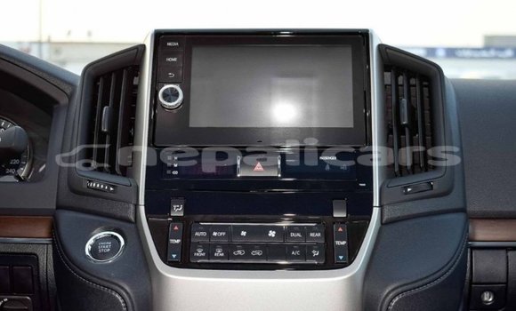 Buy Import Toyota Land Cruiser White Car in Import - Dubai in Bagmati Buy Import Toyota Land Cruiser White Car in Import - Dubai in Bagmati