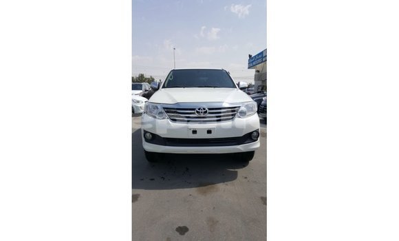 Buy Import Toyota Fortuner White Car in Import - Dubai in Bagmati Buy Import Toyota Fortuner White Car in Import - Dubai in Bagmati