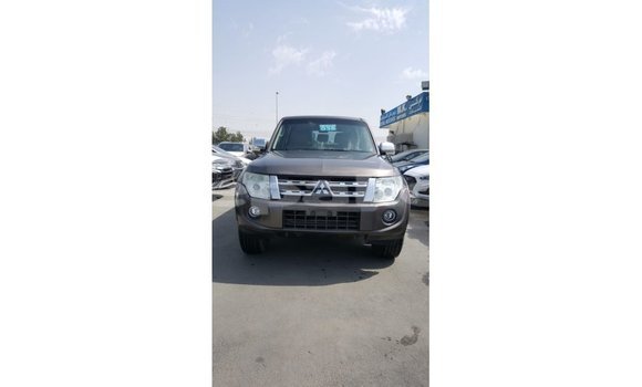Buy Import Mitsubishi Pajero Brown Car in Import - Dubai in Bagmati Buy Import Mitsubishi Pajero Brown Car in Import - Dubai in Bagmati