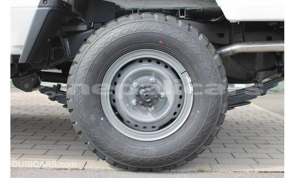 Buy Import Toyota Land Cruiser White Car in Import - Dubai in Bagmati Buy Import Toyota Land Cruiser White Car in Import - Dubai in Bagmati