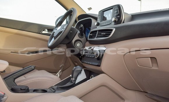 Buy Import Hyundai Tucson White Car in Import - Dubai in Bagmati Buy Import Hyundai Tucson White Car in Import - Dubai in Bagmati