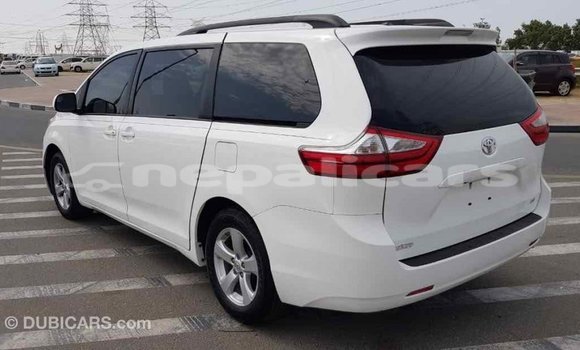 Buy Import Toyota Sienna White Car in Import - Dubai in Bagmati Buy Import Toyota Sienna White Car in Import - Dubai in Bagmati