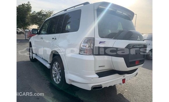 Buy Import Mitsubishi Pajero White Car in Import - Dubai in Bagmati Buy Import Mitsubishi Pajero White Car in Import - Dubai in Bagmati