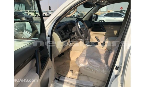 Buy Import Toyota Land Cruiser White Car in Import - Dubai in Bagmati Buy Import Toyota Land Cruiser White Car in Import - Dubai in Bagmati