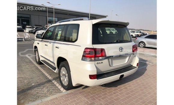 Buy Import Toyota Land Cruiser White Car in Import - Dubai in Bagmati Buy Import Toyota Land Cruiser White Car in Import - Dubai in Bagmati