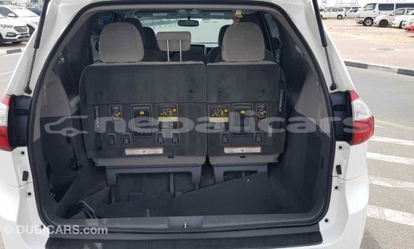 Buy Import Toyota Sienna White Car in Import - Dubai in Bagmati Buy Import Toyota Sienna White Car in Import - Dubai in Bagmati