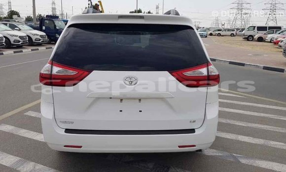 Buy Import Toyota Sienna White Car in Import - Dubai in Bagmati Buy Import Toyota Sienna White Car in Import - Dubai in Bagmati