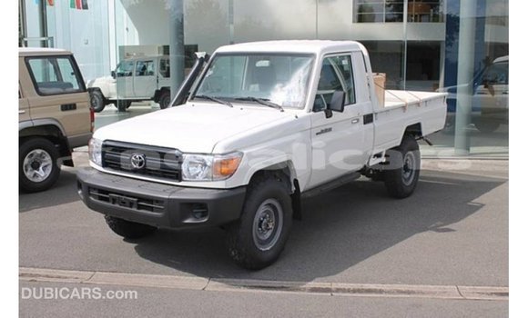 Buy Import Toyota Land Cruiser White Car in Import - Dubai in Bagmati Buy Import Toyota Land Cruiser White Car in Import - Dubai in Bagmati