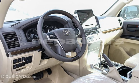Buy Import Toyota Land Cruiser White Car in Import - Dubai in Bagmati Buy Import Toyota Land Cruiser White Car in Import - Dubai in Bagmati