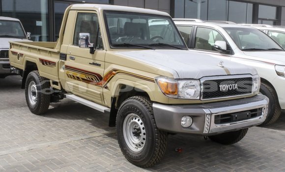 Buy Import Toyota Land Cruiser Beige Car in Import - Dubai in Bagmati Buy Import Toyota Land Cruiser Beige Car in Import - Dubai in Bagmati
