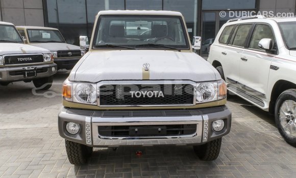 Buy Import Toyota Land Cruiser Beige Car in Import - Dubai in Bagmati Buy Import Toyota Land Cruiser Beige Car in Import - Dubai in Bagmati