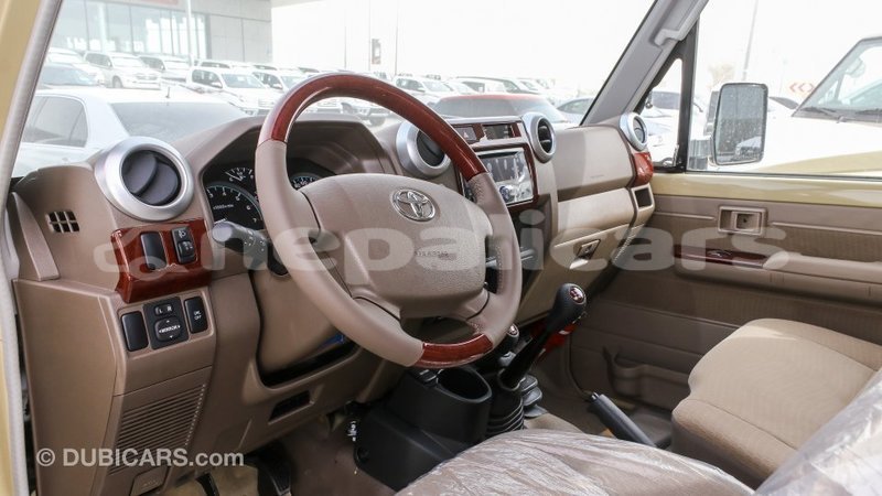 Big with watermark toyota land cruiser bagmati import dubai 2872