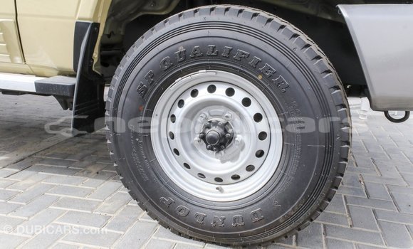 Buy Import Toyota Land Cruiser Beige Car in Import - Dubai in Bagmati Buy Import Toyota Land Cruiser Beige Car in Import - Dubai in Bagmati