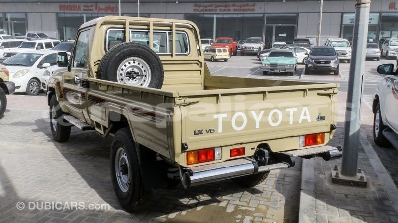 Big with watermark toyota land cruiser bagmati import dubai 2873