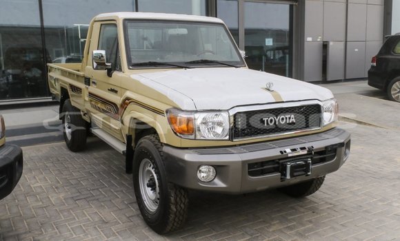 Buy Import Toyota Land Cruiser Beige Car in Import - Dubai in Bagmati Buy Import Toyota Land Cruiser Beige Car in Import - Dubai in Bagmati
