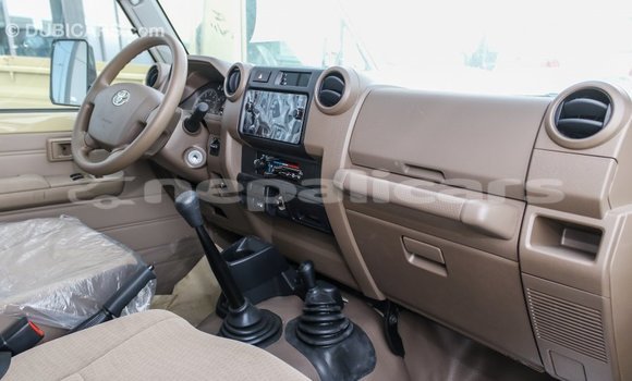 Buy Import Toyota Land Cruiser Beige Car in Import - Dubai in Bagmati Buy Import Toyota Land Cruiser Beige Car in Import - Dubai in Bagmati