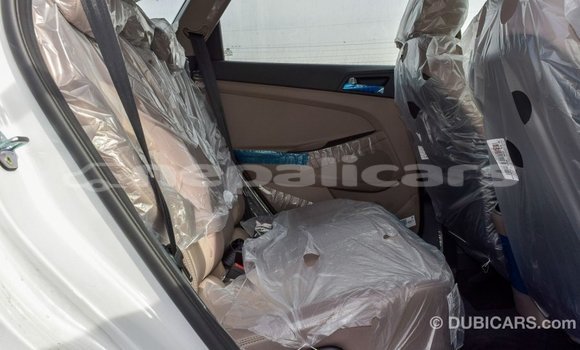 Buy Import Hyundai Tucson White Car in Import - Dubai in Bagmati Buy Import Hyundai Tucson White Car in Import - Dubai in Bagmati