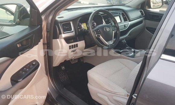 Buy Import Toyota Highlander Other Car in Import - Dubai in Bagmati Buy Import Toyota Highlander Other Car in Import - Dubai in Bagmati