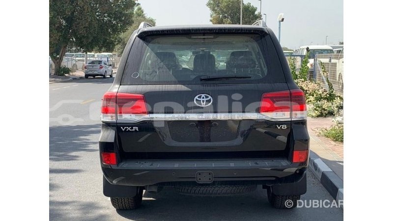 Big with watermark toyota land cruiser bagmati import dubai 2888