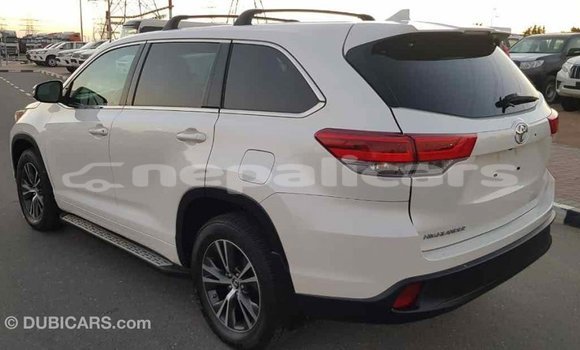 Buy Import Toyota Highlander White Car in Import - Dubai in Bagmati Buy Import Toyota Highlander White Car in Import - Dubai in Bagmati
