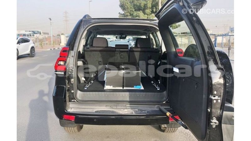 Big with watermark toyota prado bagmati import dubai 2889