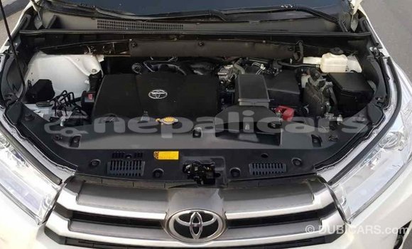 Buy Import Toyota Highlander White Car in Import - Dubai in Bagmati Buy Import Toyota Highlander White Car in Import - Dubai in Bagmati