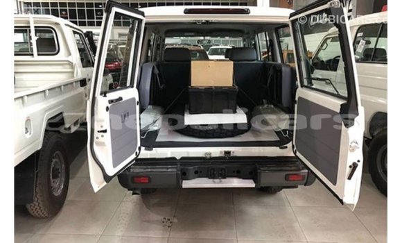 Buy Import Toyota Land Cruiser White Car in Import - Dubai in Bagmati Buy Import Toyota Land Cruiser White Car in Import - Dubai in Bagmati
