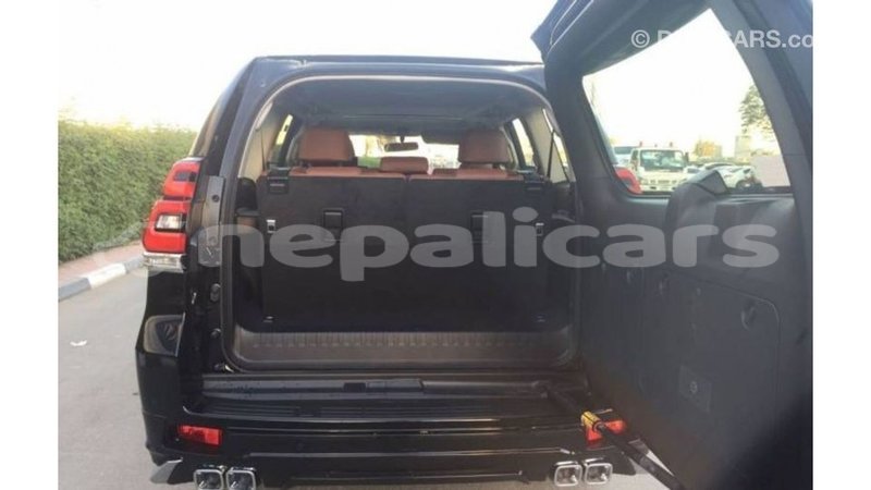 Big with watermark toyota prado bagmati import dubai 2905
