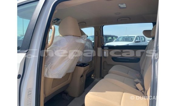 Buy Import Kia Carnival White Car in Import - Dubai in Bagmati Buy Import Kia Carnival White Car in Import - Dubai in Bagmati