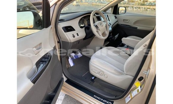 Buy Import Toyota Sienna Other Car in Import - Dubai in Bagmati Buy Import Toyota Sienna Other Car in Import - Dubai in Bagmati